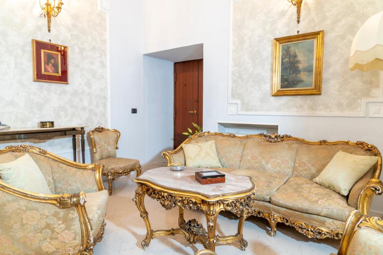 Deluxe With Garden In Vomero Appartamento *