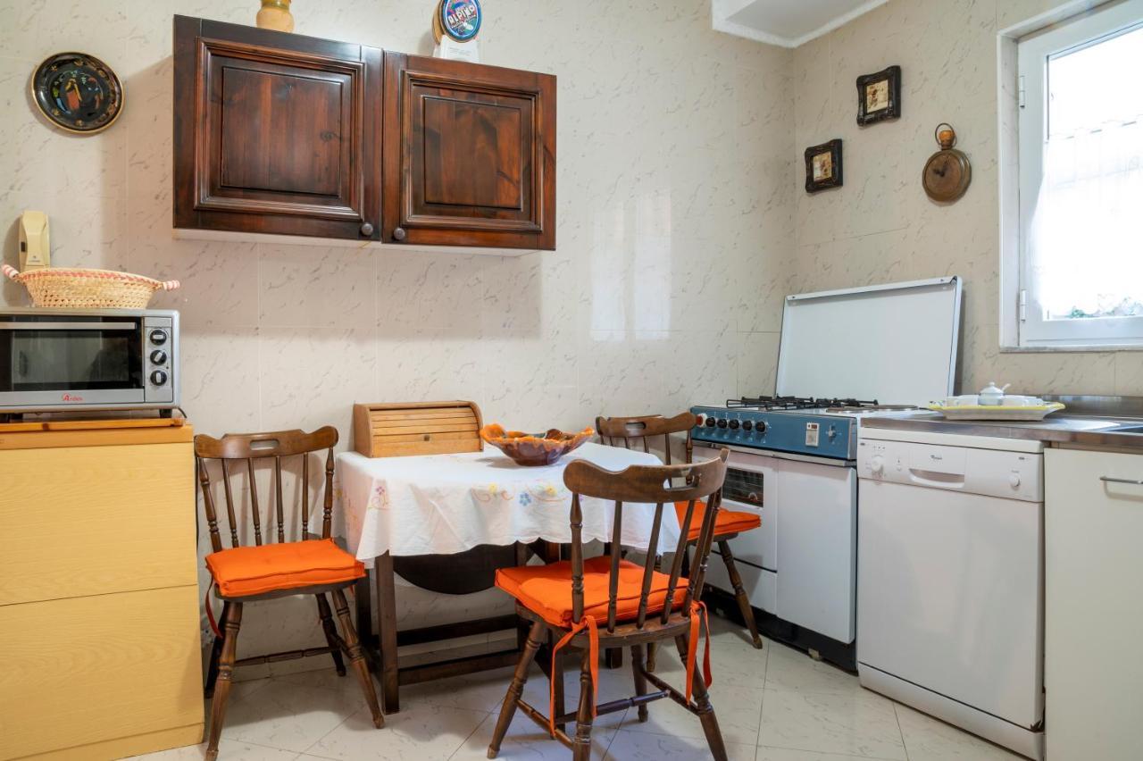 Appartamento Deluxe With Garden In Vomero Napoli